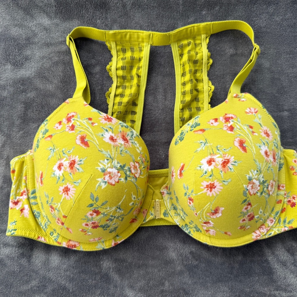 Cacique Green Floral Lightly Lined T-shirt Racerback Bra